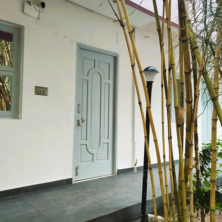 The Well Beach Side Guest House Auroville Luaran gambar