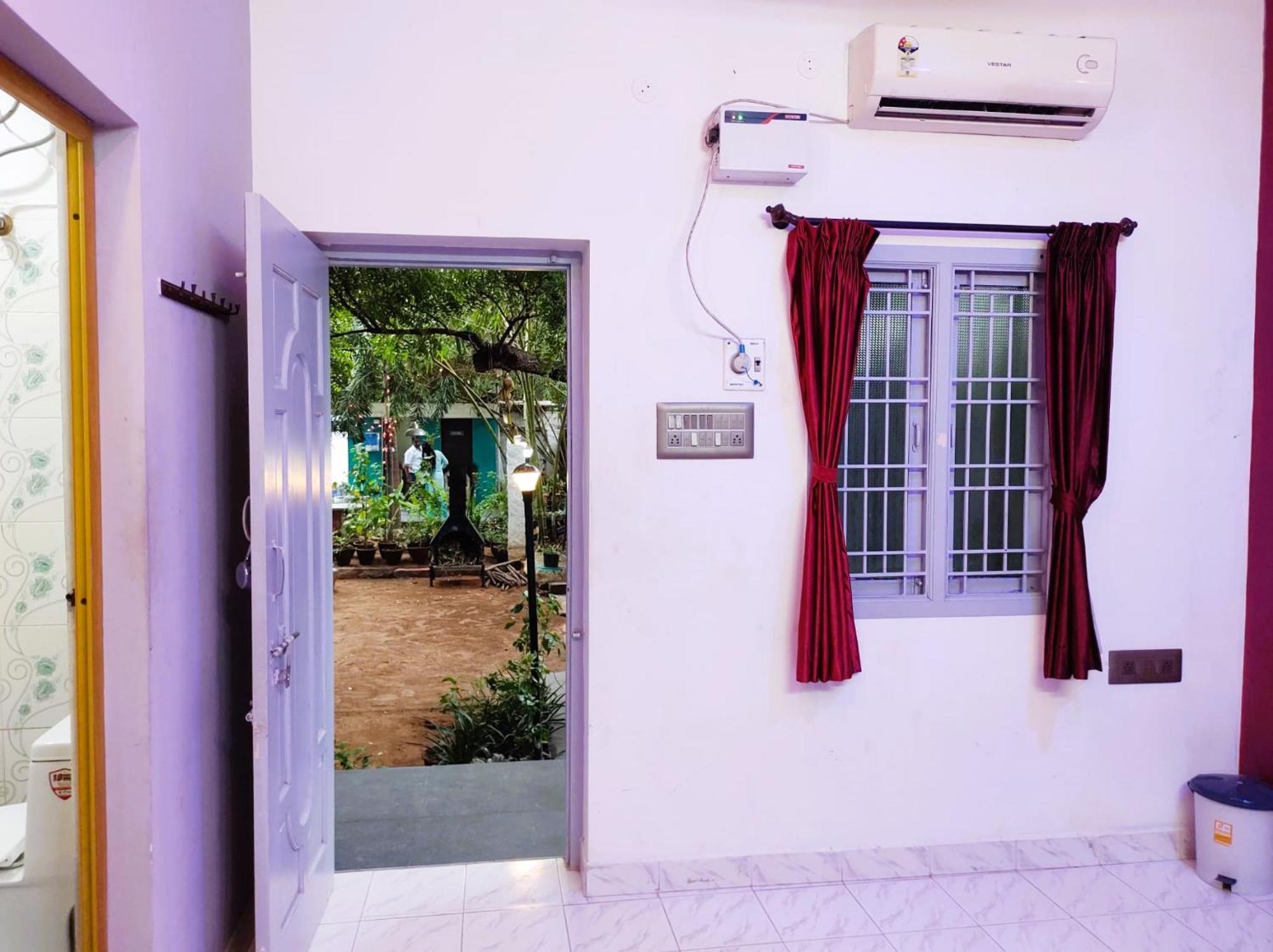 The Well Beach Side Guest House Auroville Luaran gambar